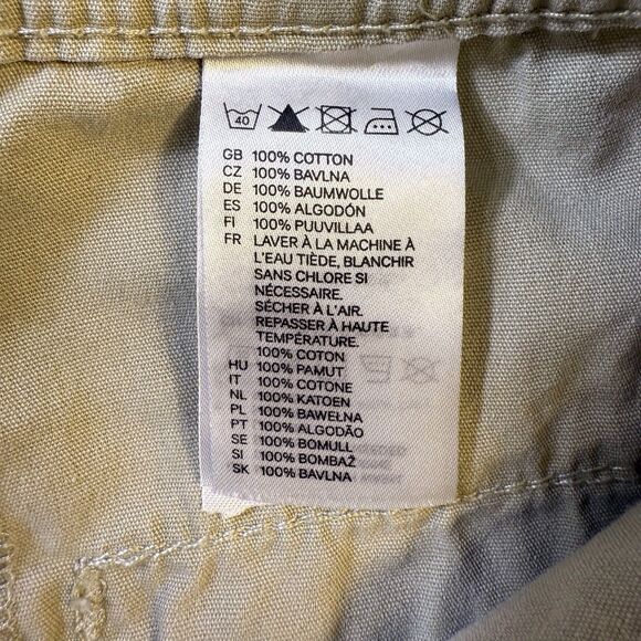 H&M Women's‎ Shorts Size 2 Sewn Cuffs Button Khaki Cotton Back Pockets Y2K - Picture 7 of 10